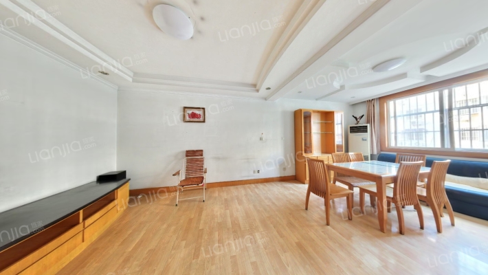 玉虹新村二手房实景图