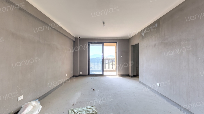 鸿祥盛府二手房实景图