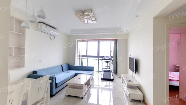 宝桐佳苑二手房实景图