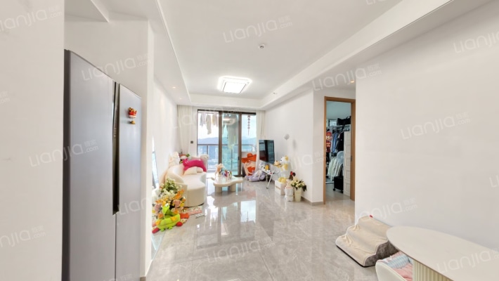 鸿荣源珈誉府二手房实景图