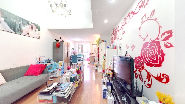 东郊小镇第四街区二手房实景图