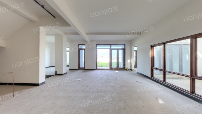 绿城两江御园蔷薇园二手房实景图