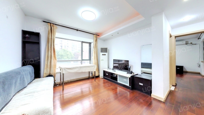 名门河滨花园二手房实景图