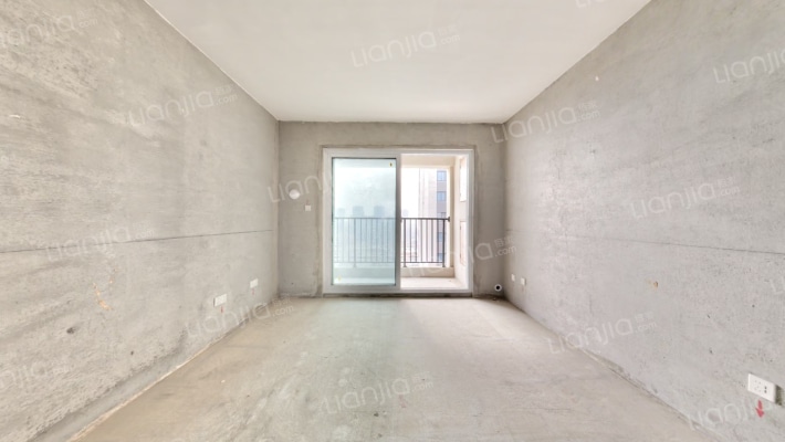 庆夏新苑二手房实景图