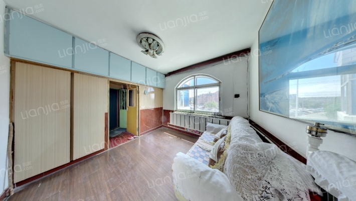 鸡爪楼二手房实景图