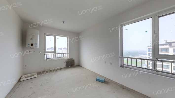 荣盛君兰苑二手房实景图