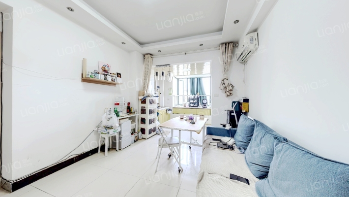 蓝山城市中心二手房实景图