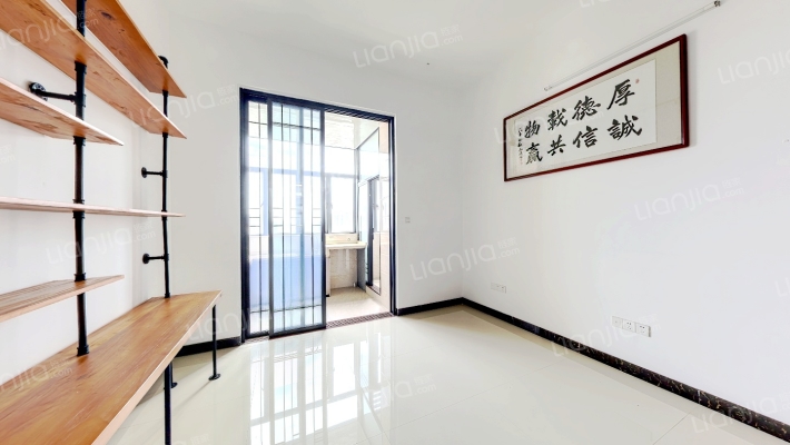 澳盈商务中心二手房实景图