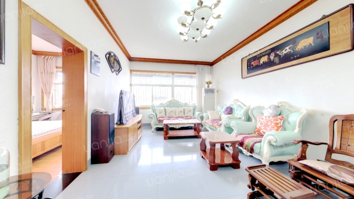 前进路燃料公司家属院二手房实景图