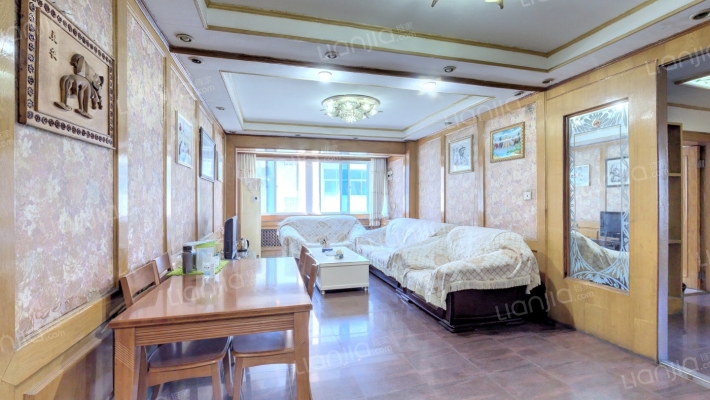 陇中南巷5号院二手房实景图