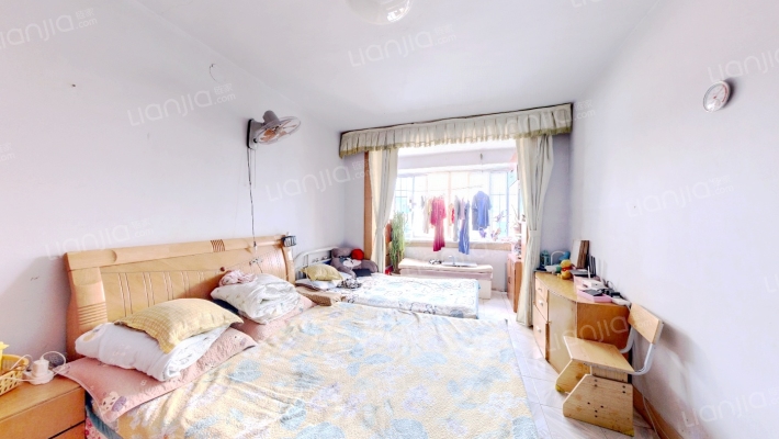 松园里二手房实景图