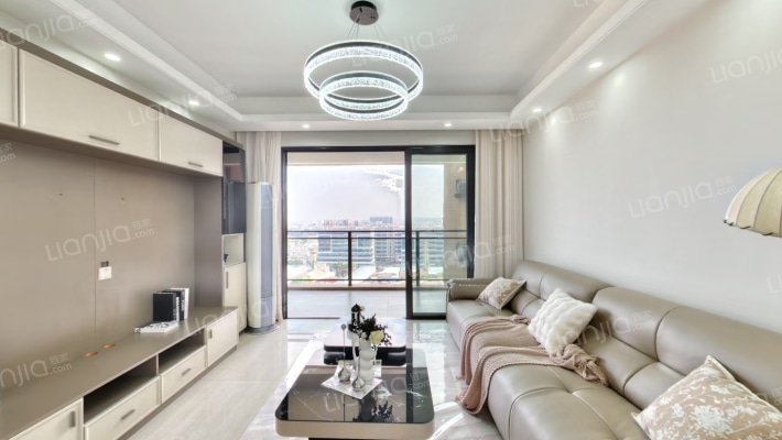 龙光玖龙湾二手房实景图