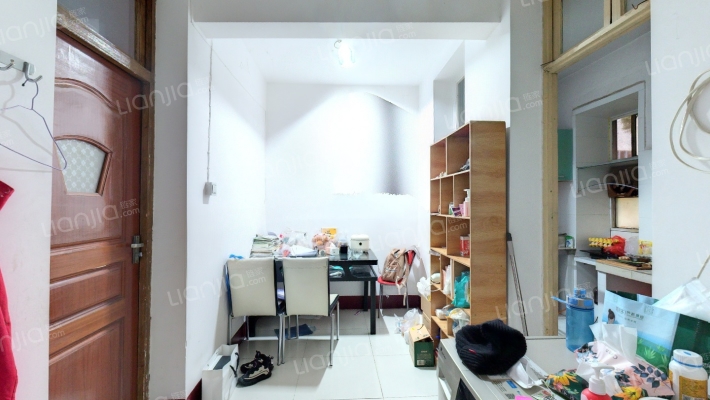 行知学校教师宿舍楼二手房实景图