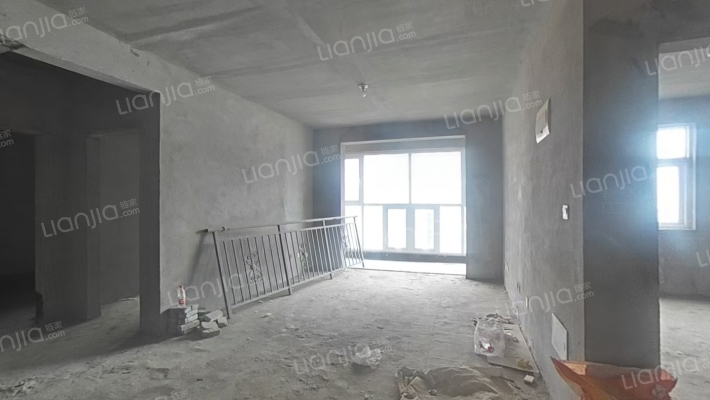 大唐滟澜山二手房实景图