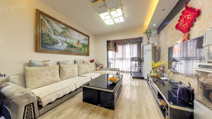 金沙柏林郡二手房实景图