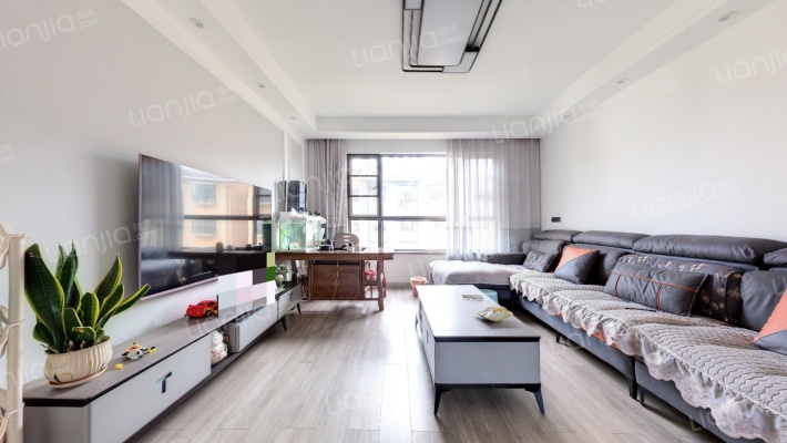 长水航城苜蓿苑二手房实景图