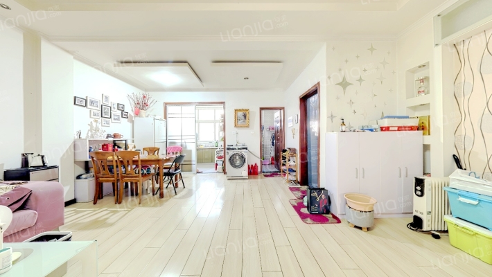 水岸春天二手房实景图