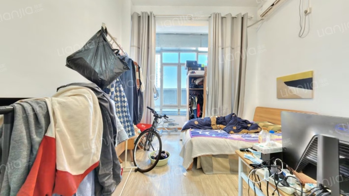 绿地中央广场二手房实景图