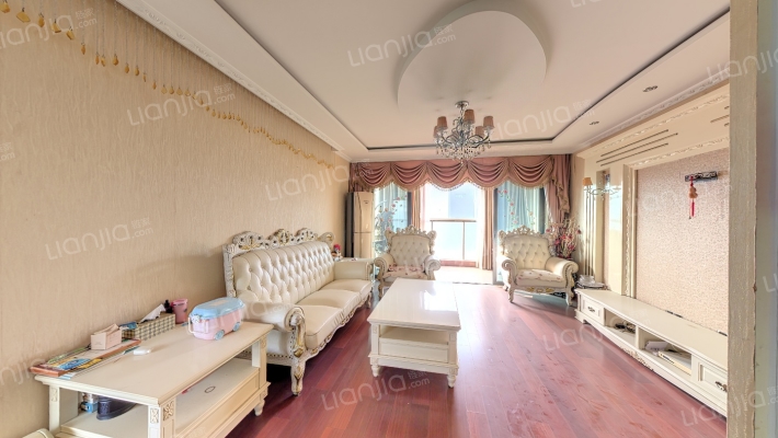 朗悦湾西区二手房实景图