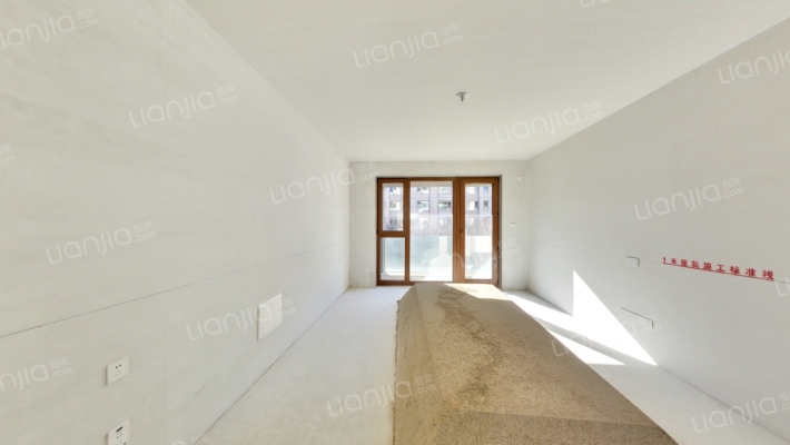 伟峰东域掬月府二手房实景图