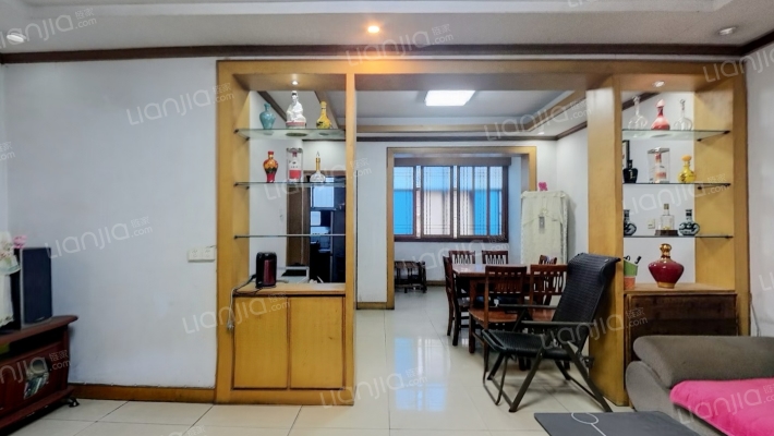 桥东商场家属楼二手房实景图