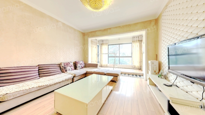 伟业公寓二手房实景图