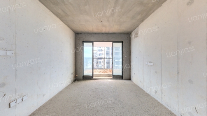 人和公园溪府二手房实景图