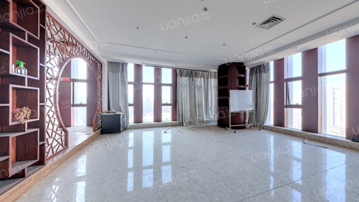 金融中心二手房实景图