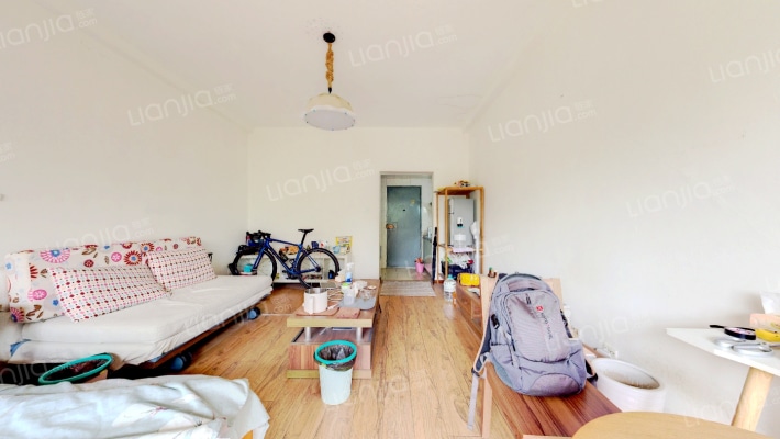 近水楼台二手房实景图