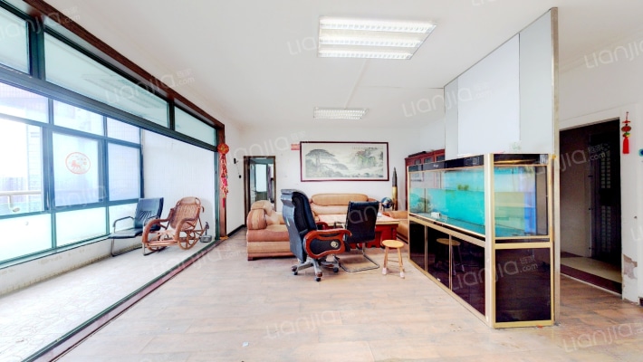 万德居二手房实景图