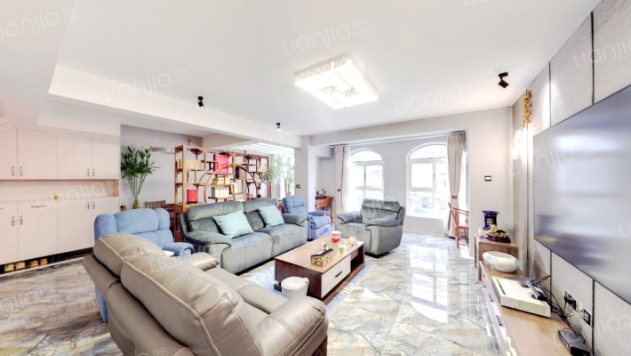 皇冠国际社区一期二手房实景图