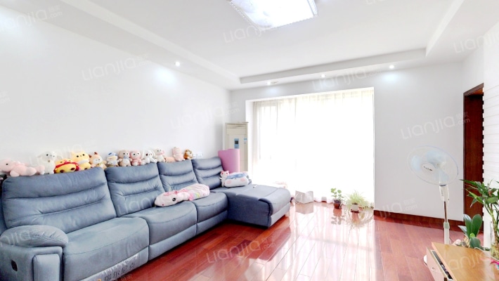 东方华庭二手房实景图