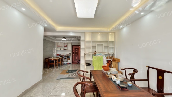 恒宇国际华府二手房实景图