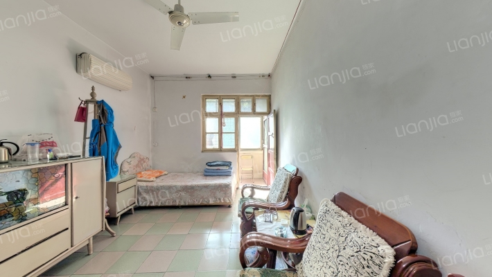 炼油厂家属院二手房实景图