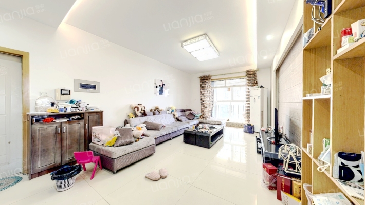 万家华庭二手房实景图