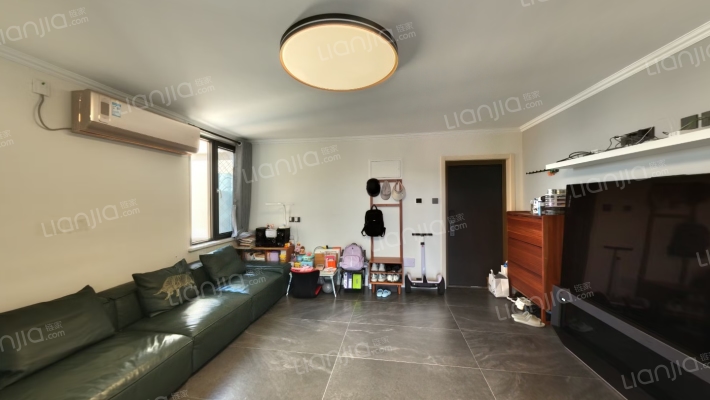 西革新里112号院二手房实景图