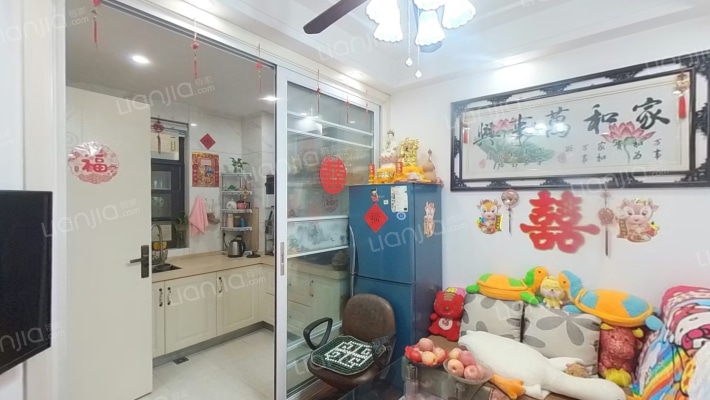 新景翡翠三期二手房实景图