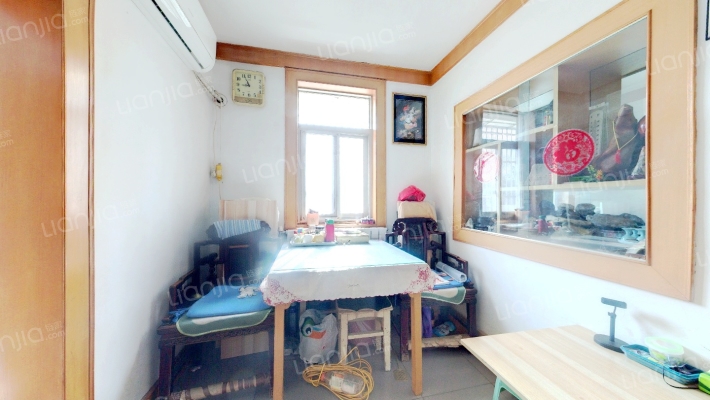 客运宿舍二手房实景图