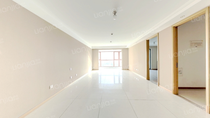 中欧国际城金茂悦四期二手房实景图