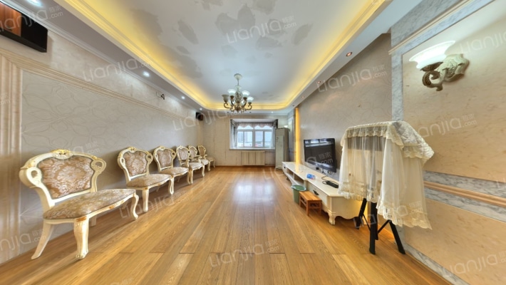 武汉警官职业学院武昌校区二手房实景图