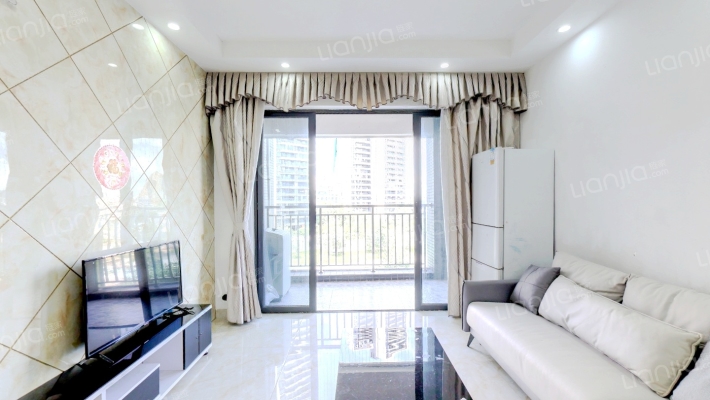 宇宏健康花城三期二手房实景图