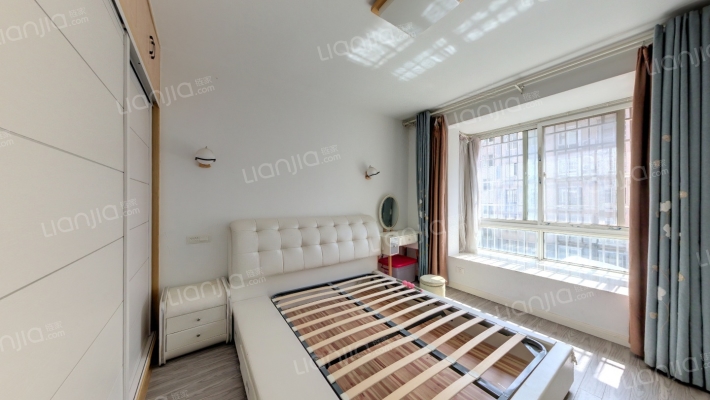 亚太花苑二手房实景图