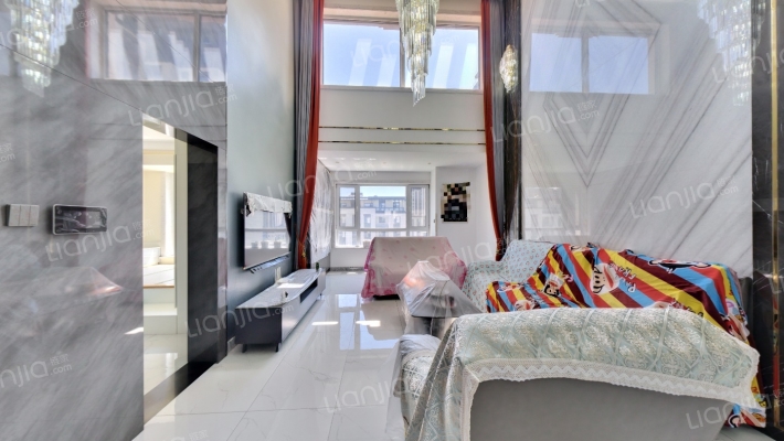 吾悦和府B区二手房实景图