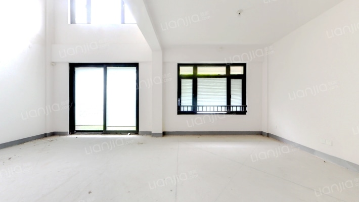 保利艾庐二手房实景图