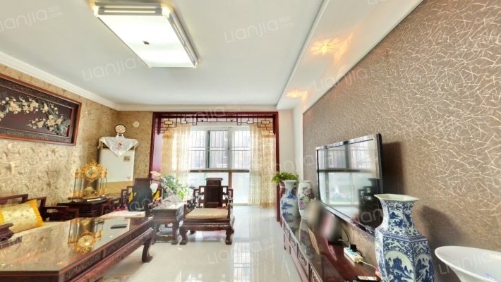 少海花园二手房实景图