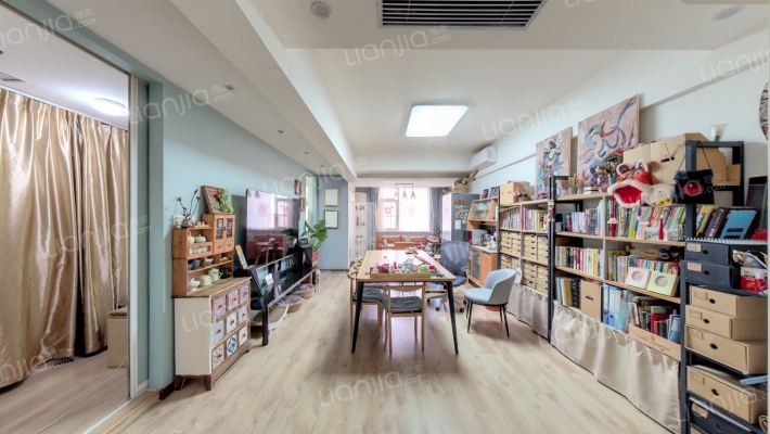 西津东路清真寺家属楼二手房实景图