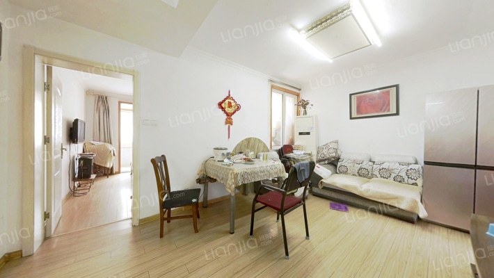 映翠花园四村二手房实景图