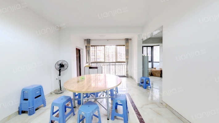 财富天下二手房实景图