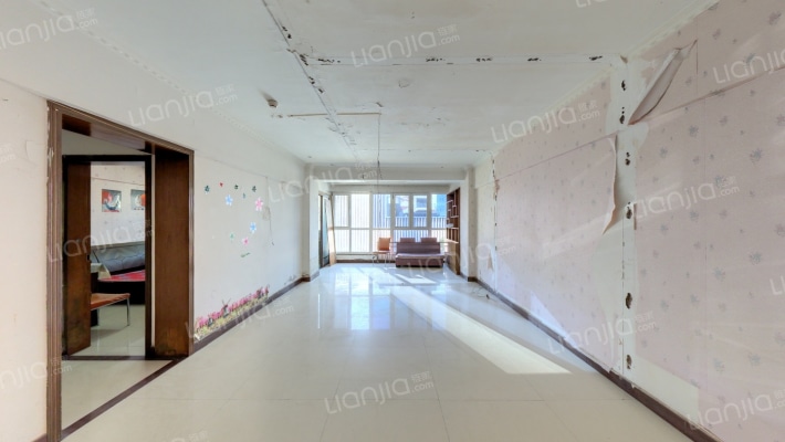 怡景宜家二手房实景图