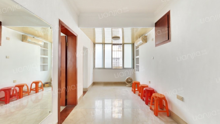 广西歌舞剧院宿舍二手房实景图